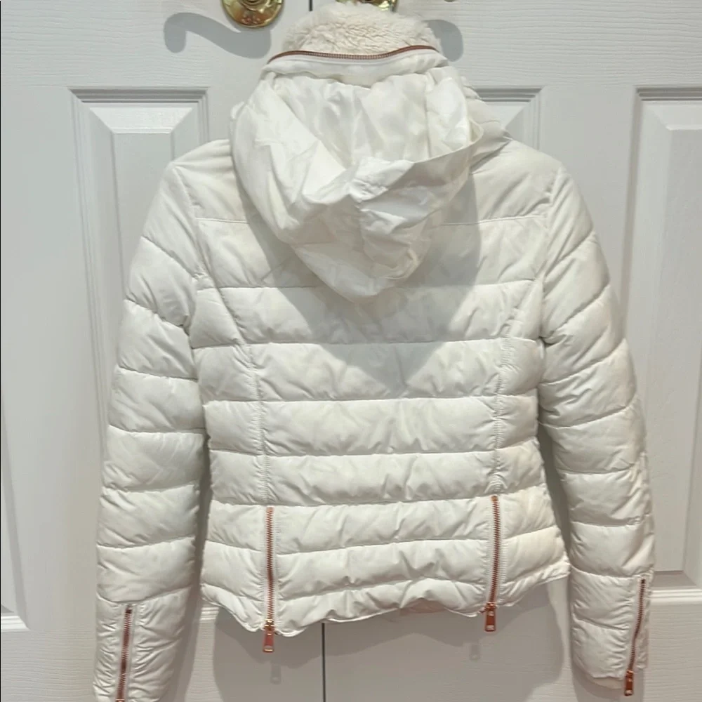 Zara White Puffer Jacket for Women - Picture 7 of 10